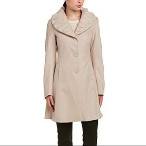 T Tahari wool blend peacoat with oversized collar